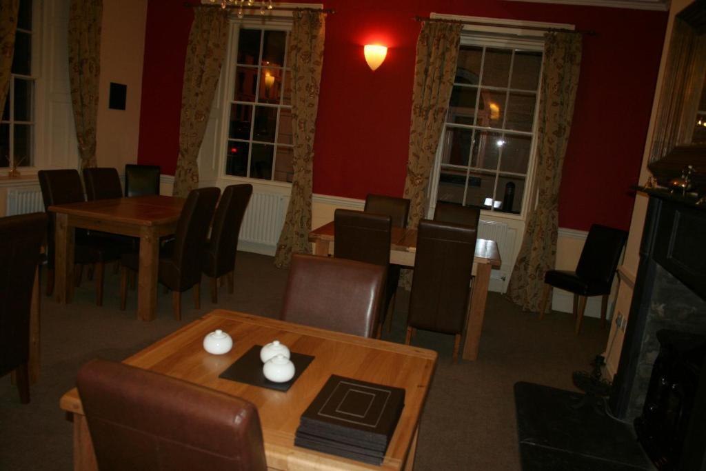 拉尼德洛伊斯 The Trewythen酒店 外观 照片